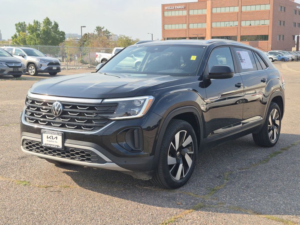 Used 2024 Volkswagen Atlas Cross Sport SE image 4