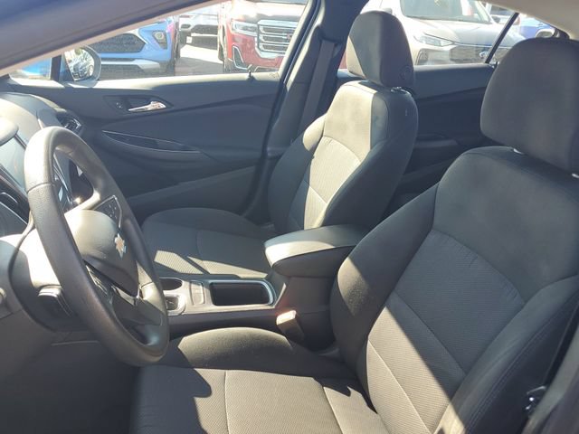 Certified 2018 Chevrolet Cruze LT w/ Convenience Package FWD image 16