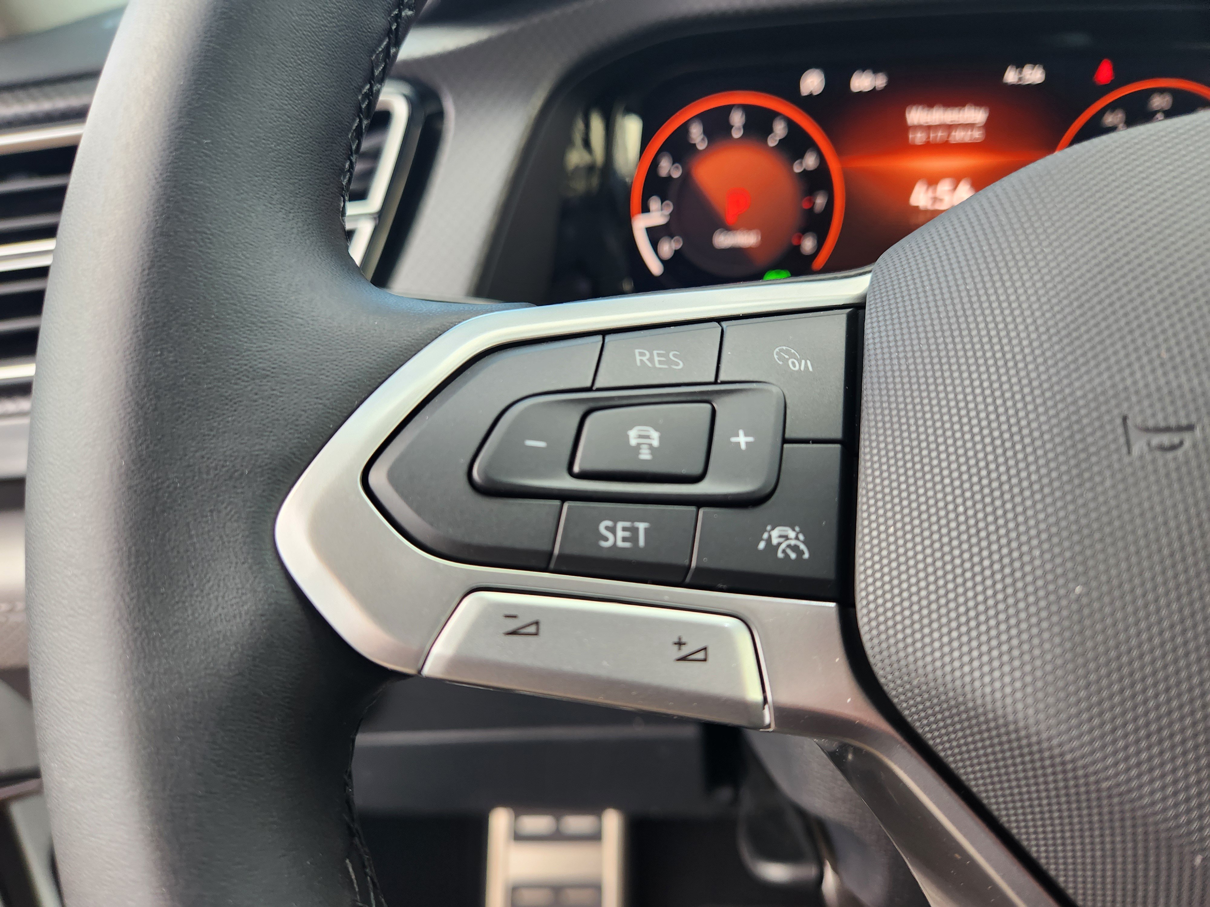 New 2026 Volkswagen Atlas Peak Edition AWD/4WD image 17