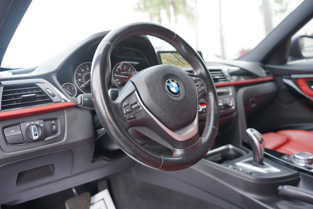Used 2015 BMW 328i Sedan w/ Premium Package image 9