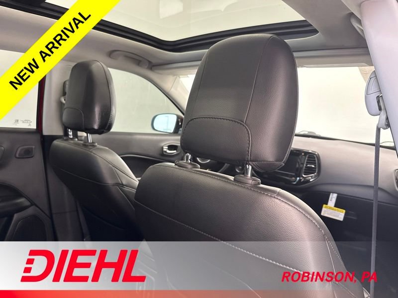 Certified 2021 Jeep Compass Latitude w/ Sun and Sound Group AWD/4WD image 12