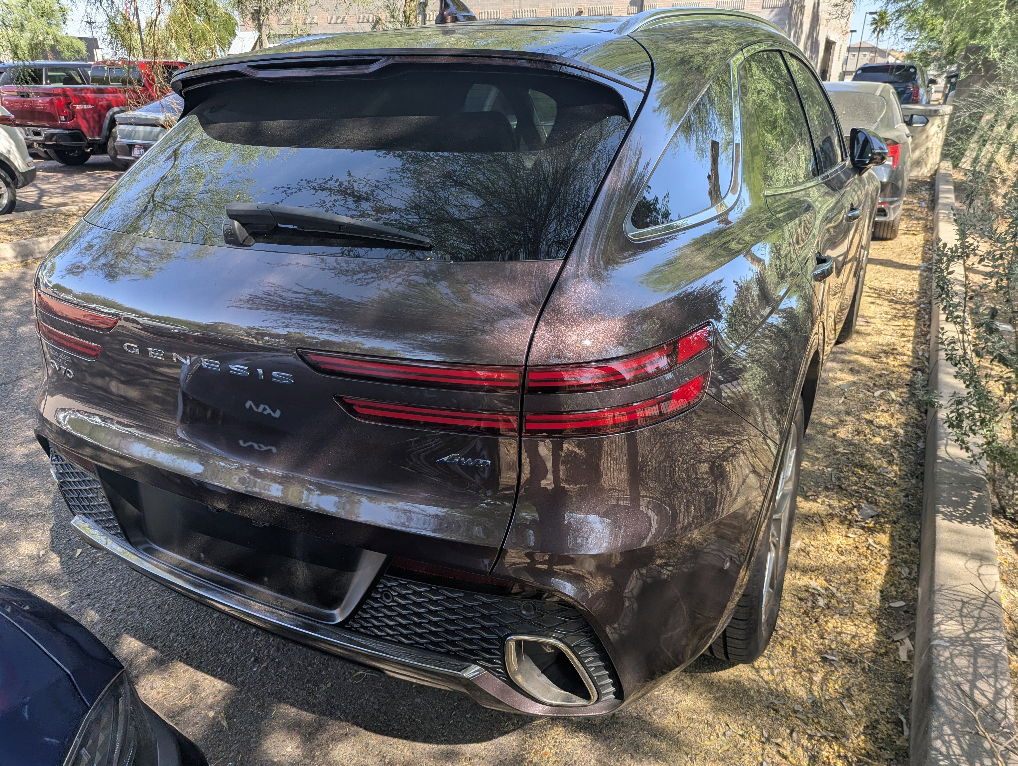 Used 2022 Genesis GV70 2.5T w/ Advanced Package image 3