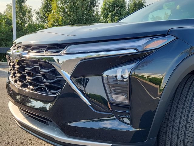 New 2026 Chevrolet Trax LT w/ Driver Confidence Package FWD image 10