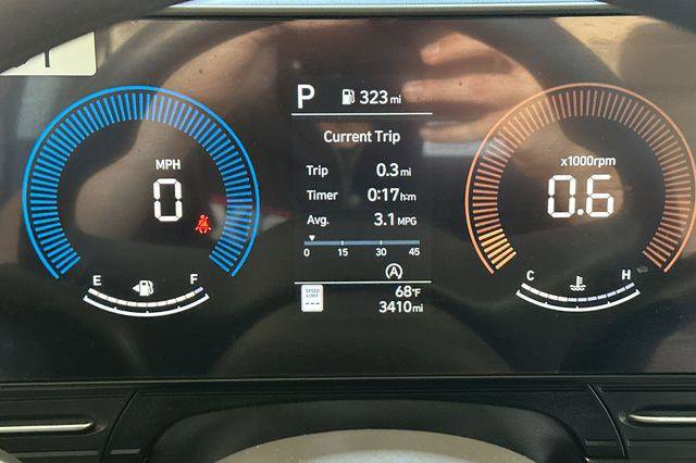 Certified 2026 Hyundai Kona SE image 24