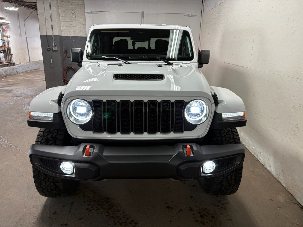 New 2026 Jeep Gladiator Mojave AWD/4WD image 5
