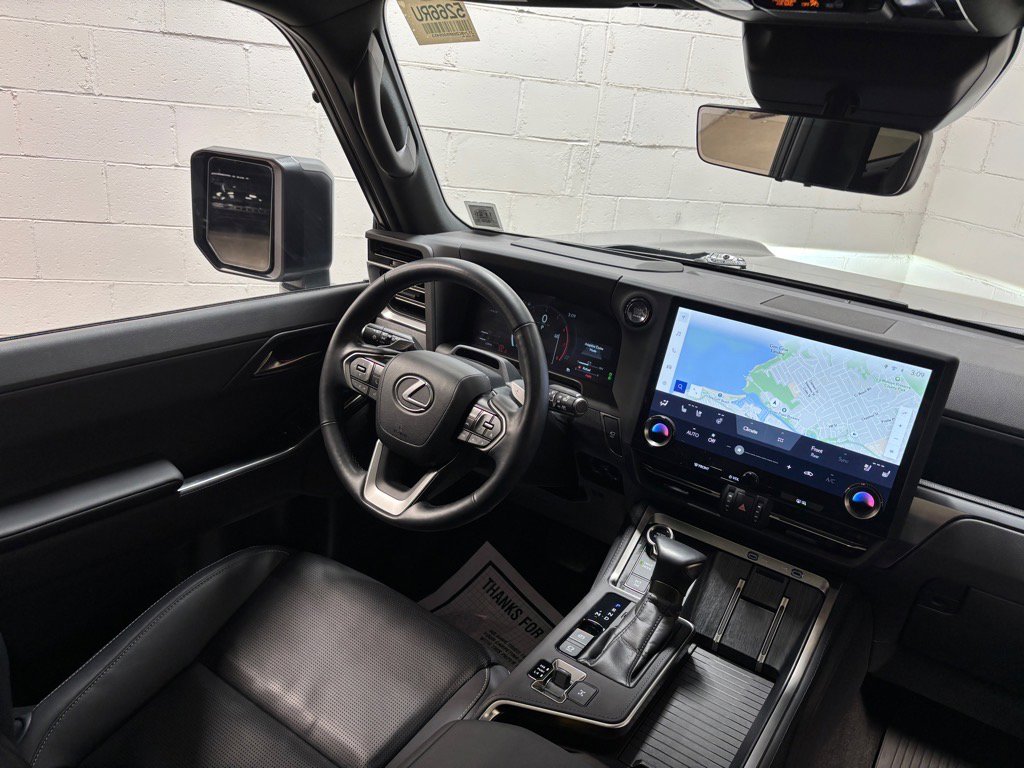 Used 2024 Lexus GX 550 image 35