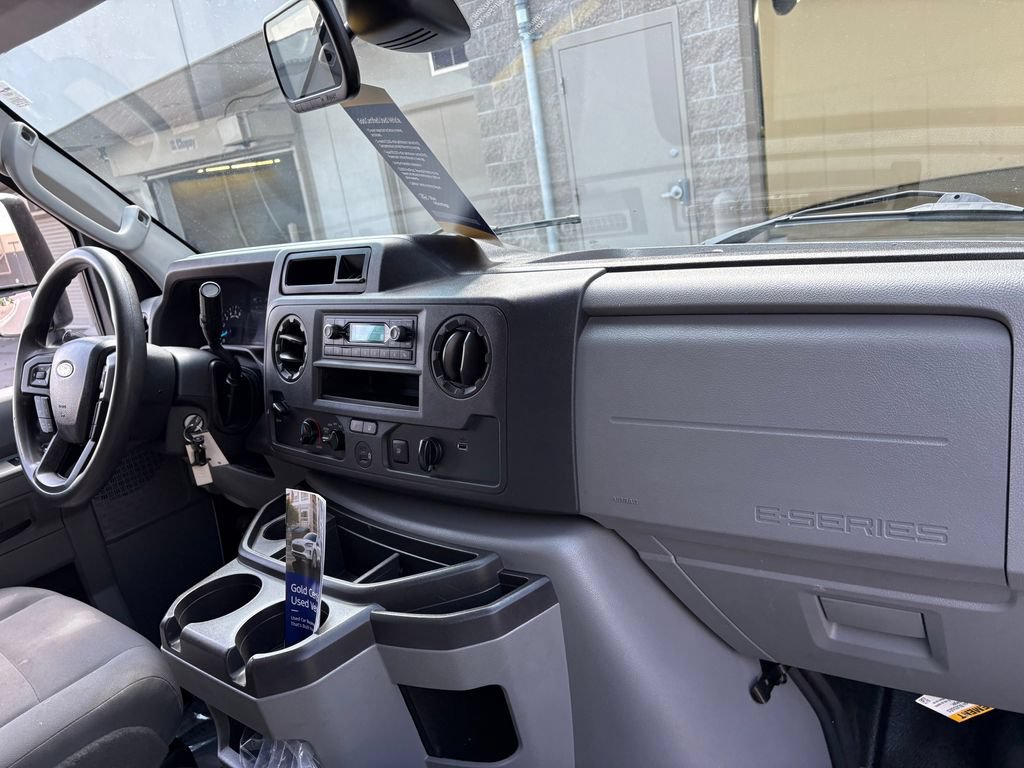 Used 2023 Ford E-450 and Econoline 450 Super Duty w/ Driver's Safety Package RWD image 32
