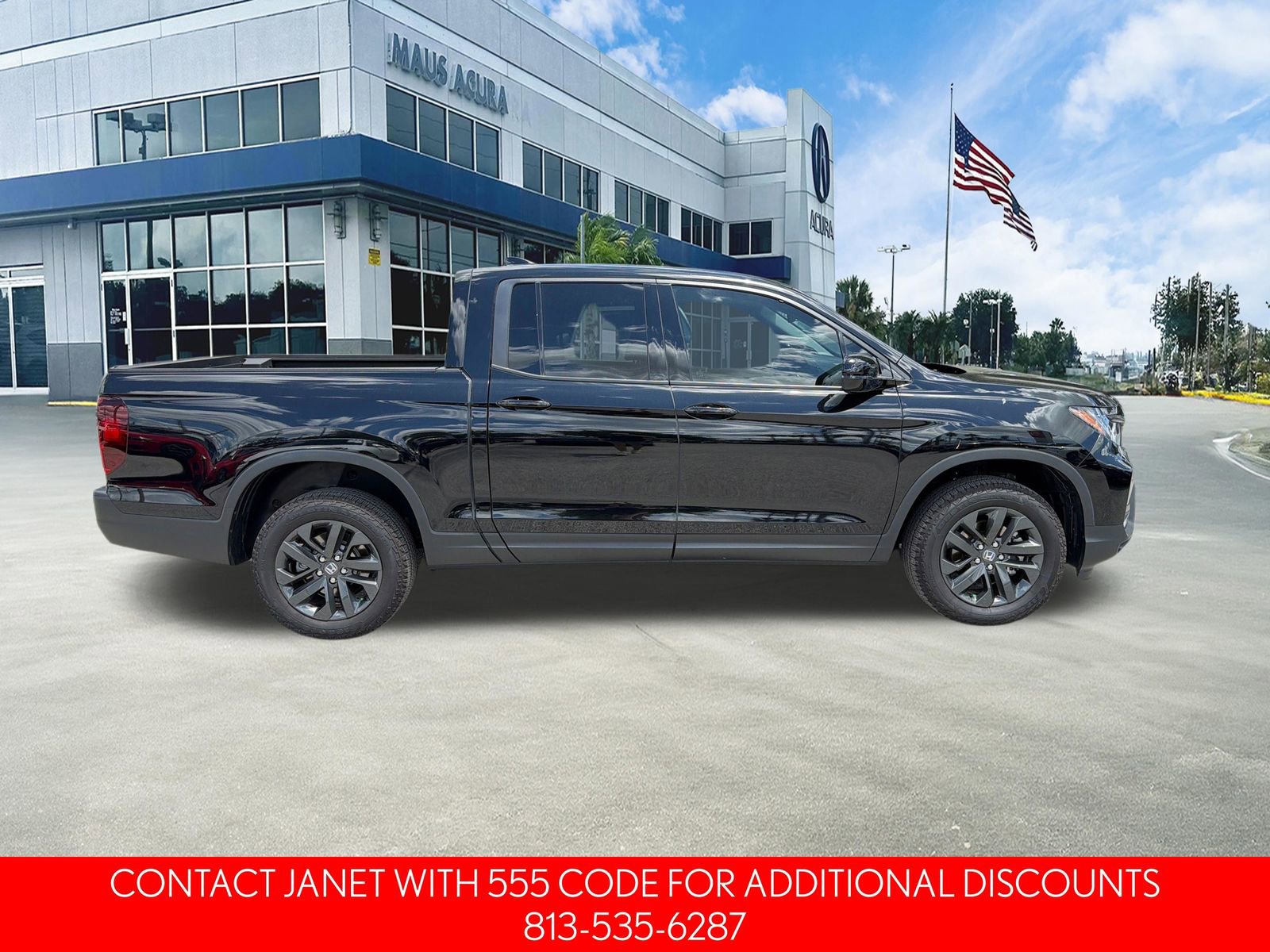 Used 2025 Honda Ridgeline Sport image 3