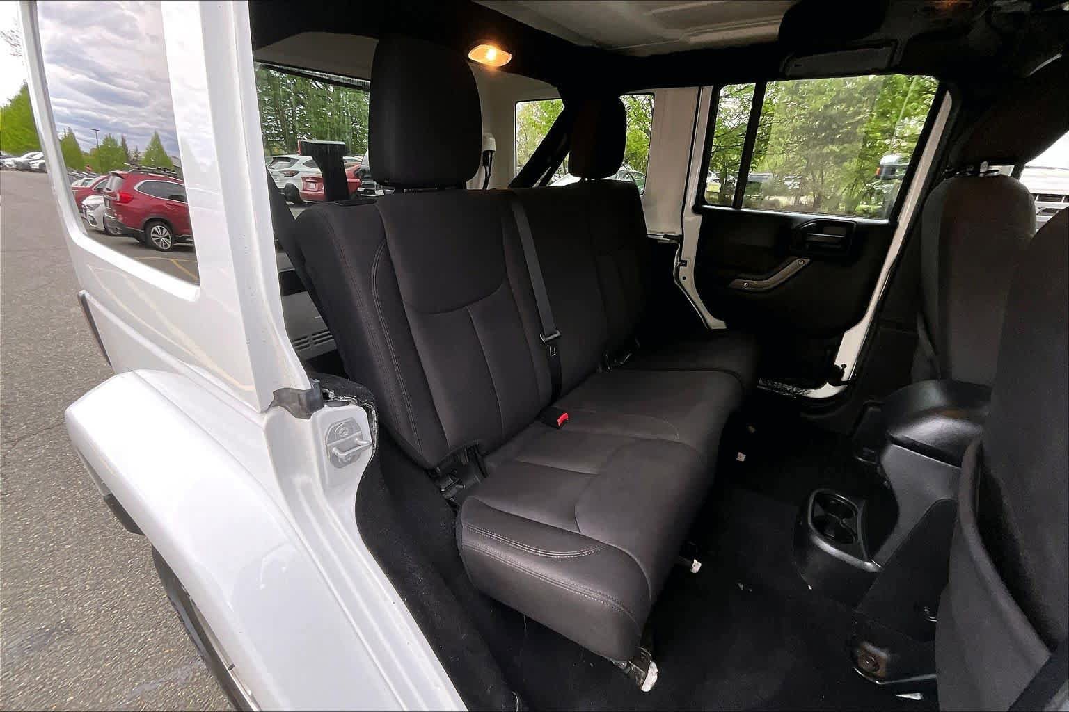 Used 2016 Jeep Wrangler Unlimited Sport w/ Quick Order Package 24S AWD/4WD image 20