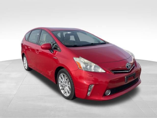 Used 2014 Toyota Prius V Five image 1