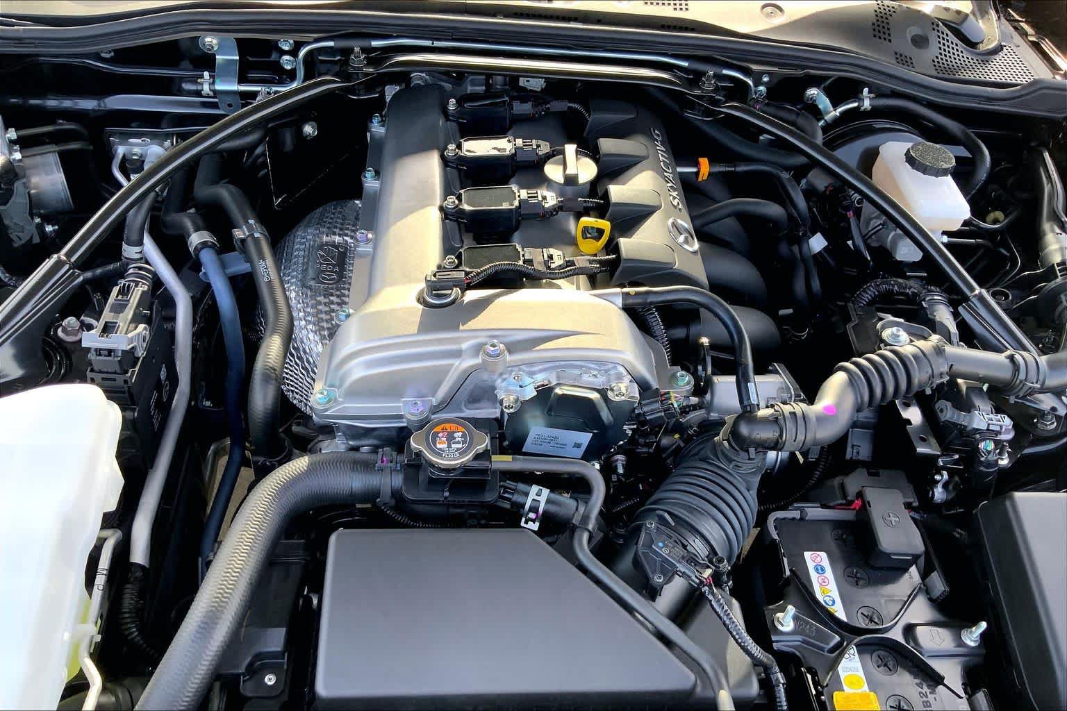 New 2026 MAZDA MX-5 Miata RF Grand Touring RWD image 16