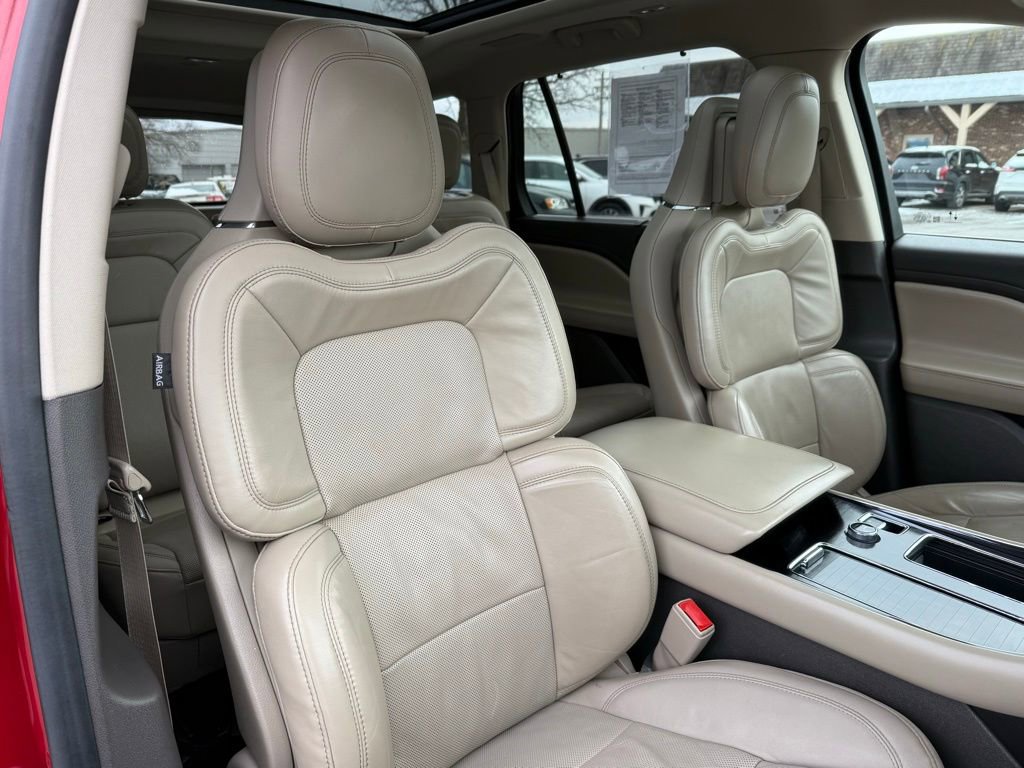 Used 2020 Lincoln Aviator Reserve w/ Equipment Group 202A AWD/4WD image 22