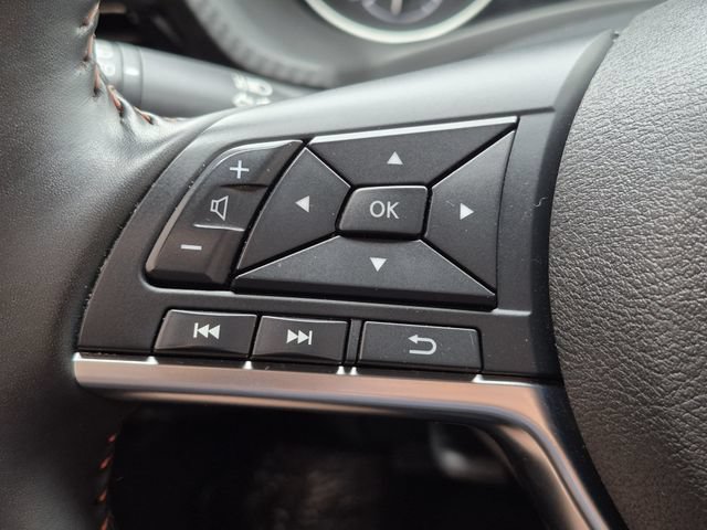 Used 2025 Nissan Sentra SR FWD image 11