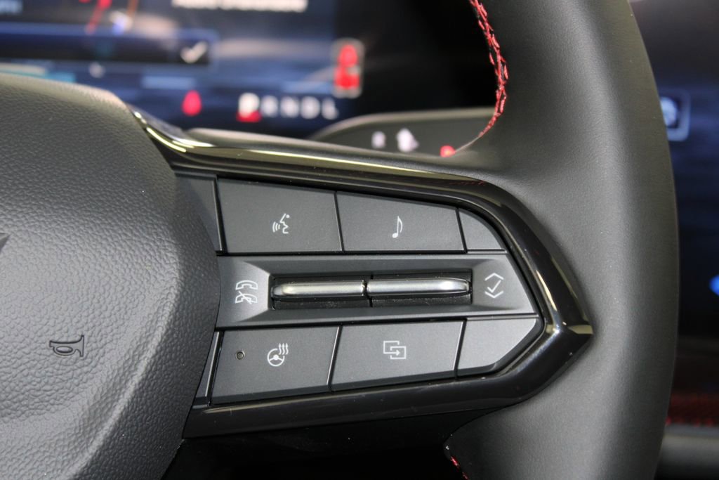 New 2026 Chevrolet Traverse RS w/ LPO, Floor Liner Package image 42