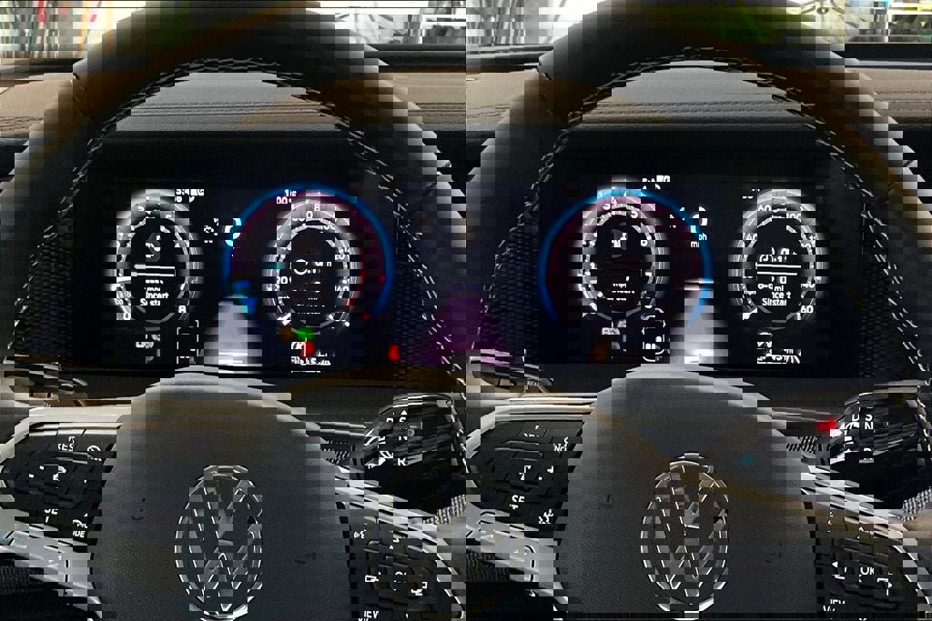 New 2025 Volkswagen Tiguan S image 23