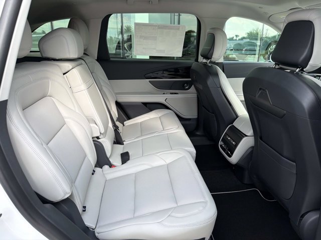 New 2026 Lincoln Nautilus Premier w/ Equipment Group 102A AWD/4WD image 21