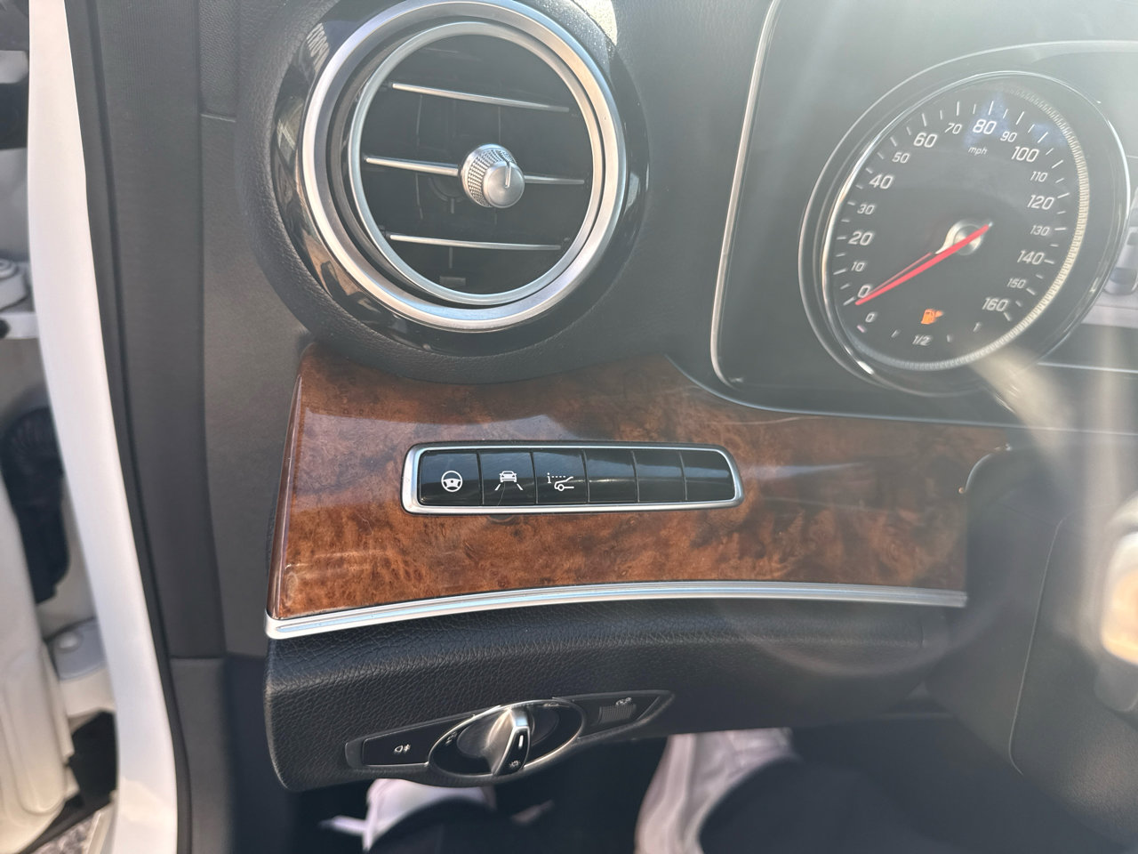 Used 2017 Mercedes-Benz E 300 4MATIC w/ Premium 3 Package image 24