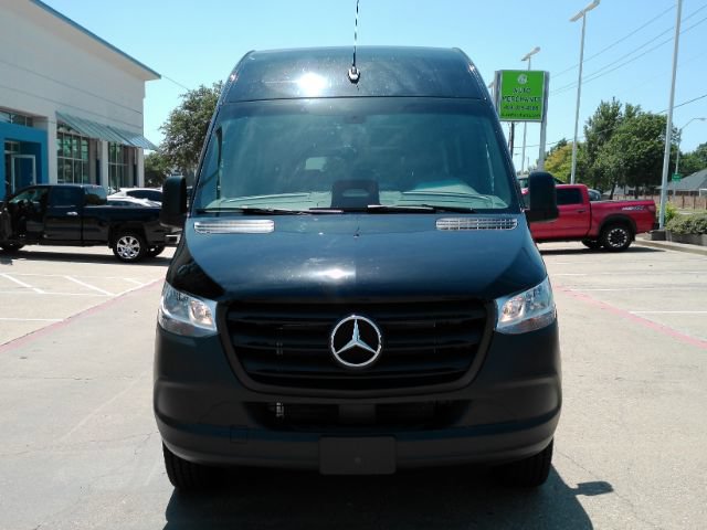 Used 2026 Mercedes-Benz Sprinter 2500 image 2