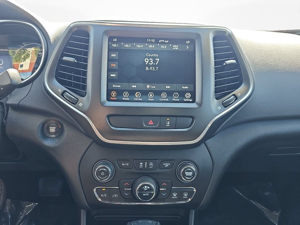 Used 2022 Jeep Cherokee Trailhawk AWD/4WD image 19