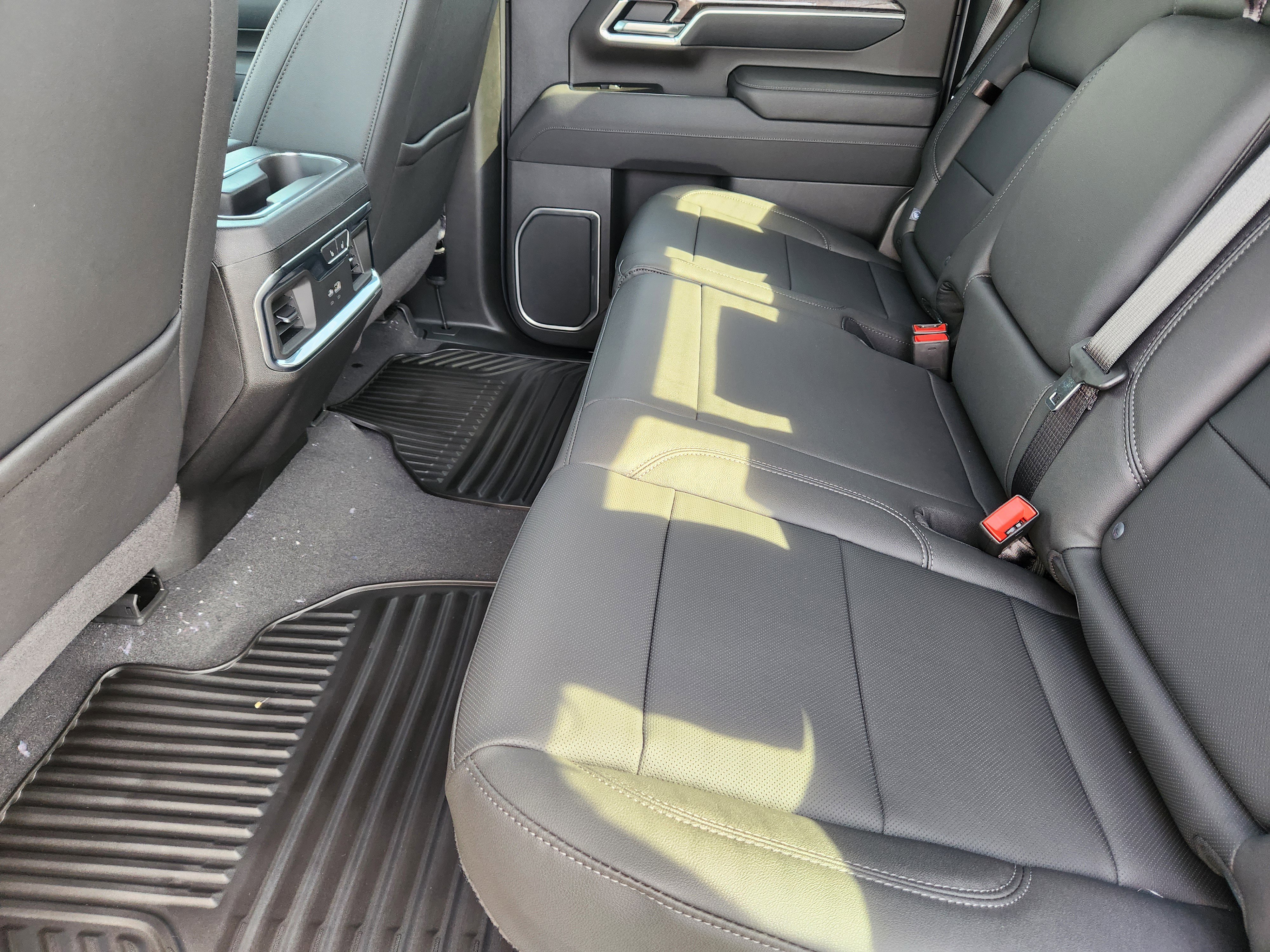 New 2026 Chevrolet Silverado 3500 LTZ w/ LTZ Texas Edition image 22