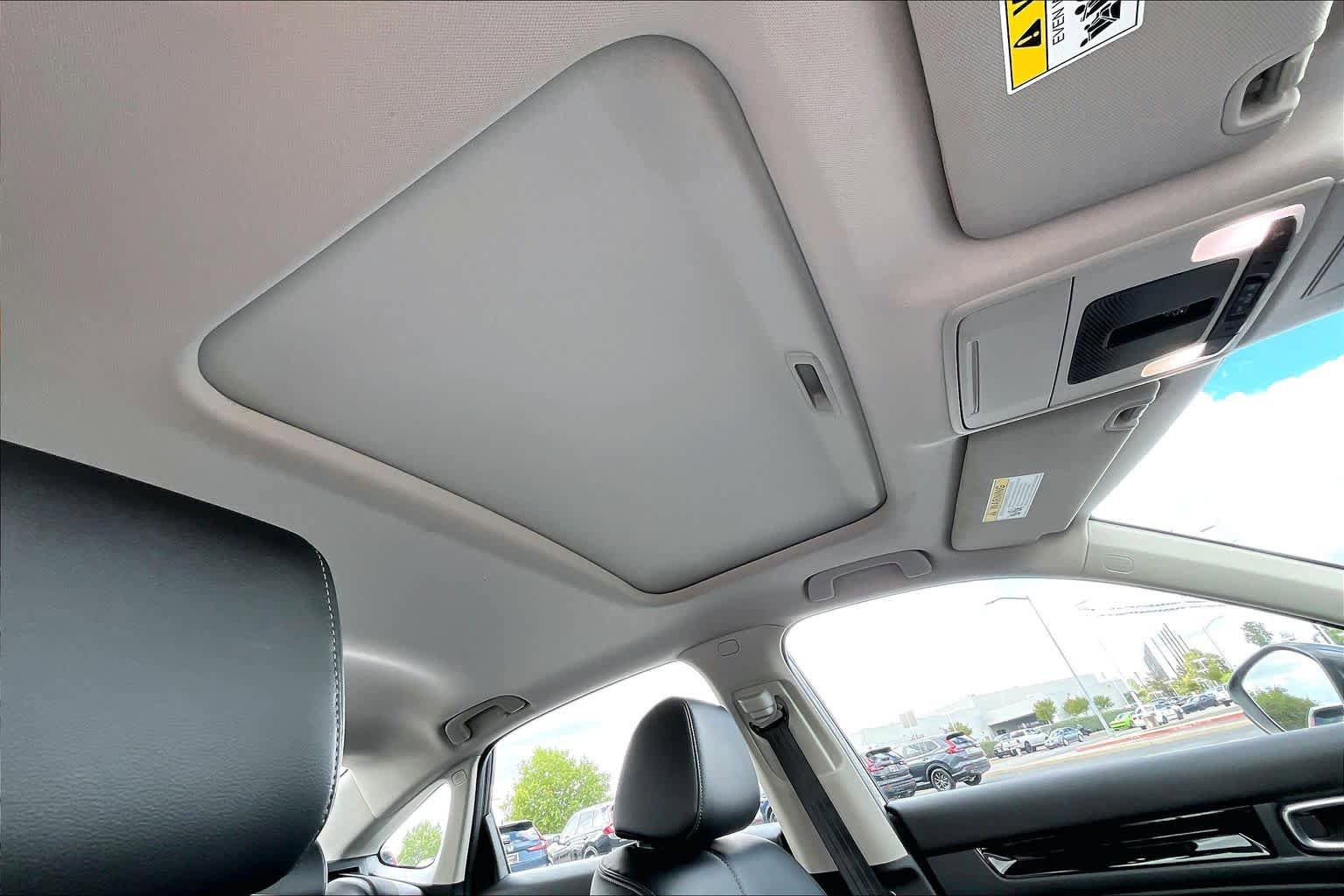 Used 2023 Honda Civic Touring image 13