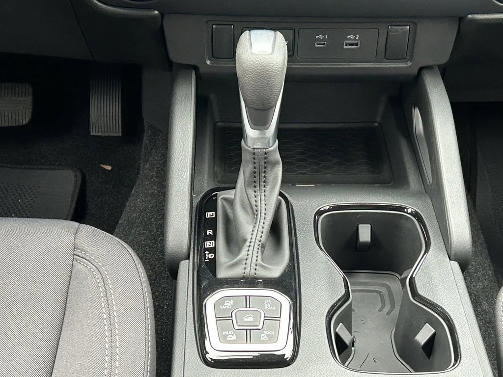 New 2026 Nissan Frontier SV image 14