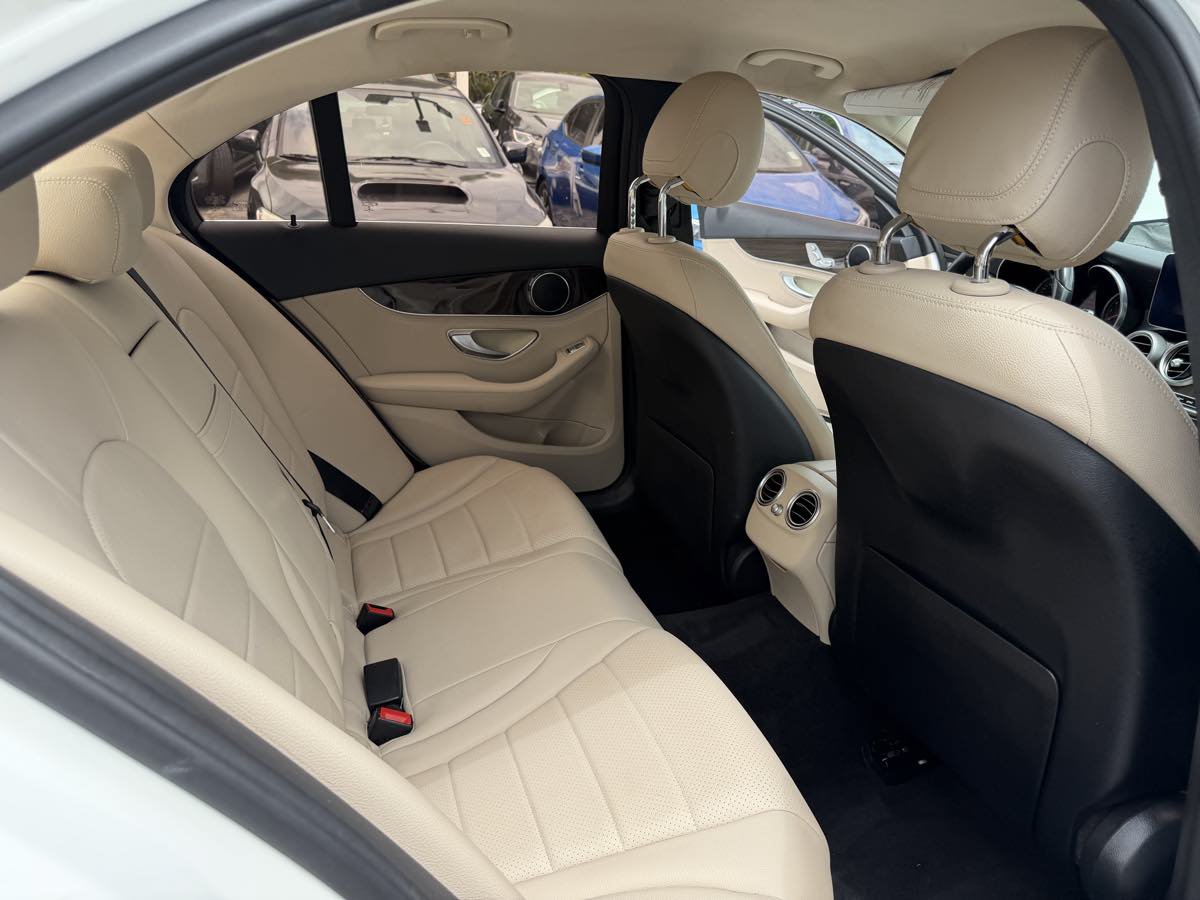 Used 2015 Mercedes-Benz C 300 Sedan image 13