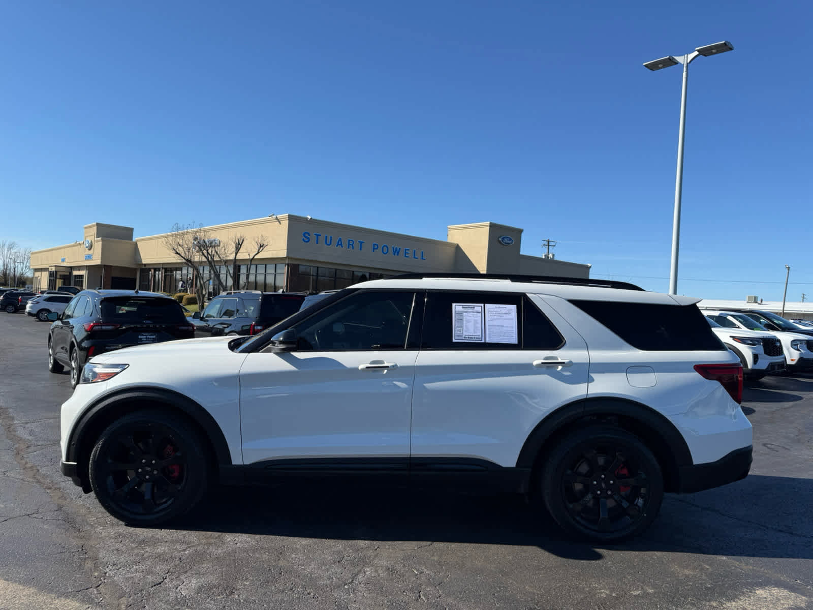 Used 2020 Ford Explorer ST w/ ST Street Pack image 27