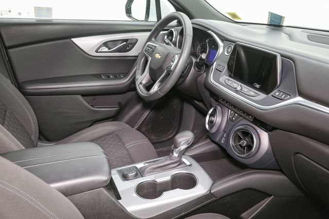 Used 2021 Chevrolet Blazer LT AWD/4WD image 16