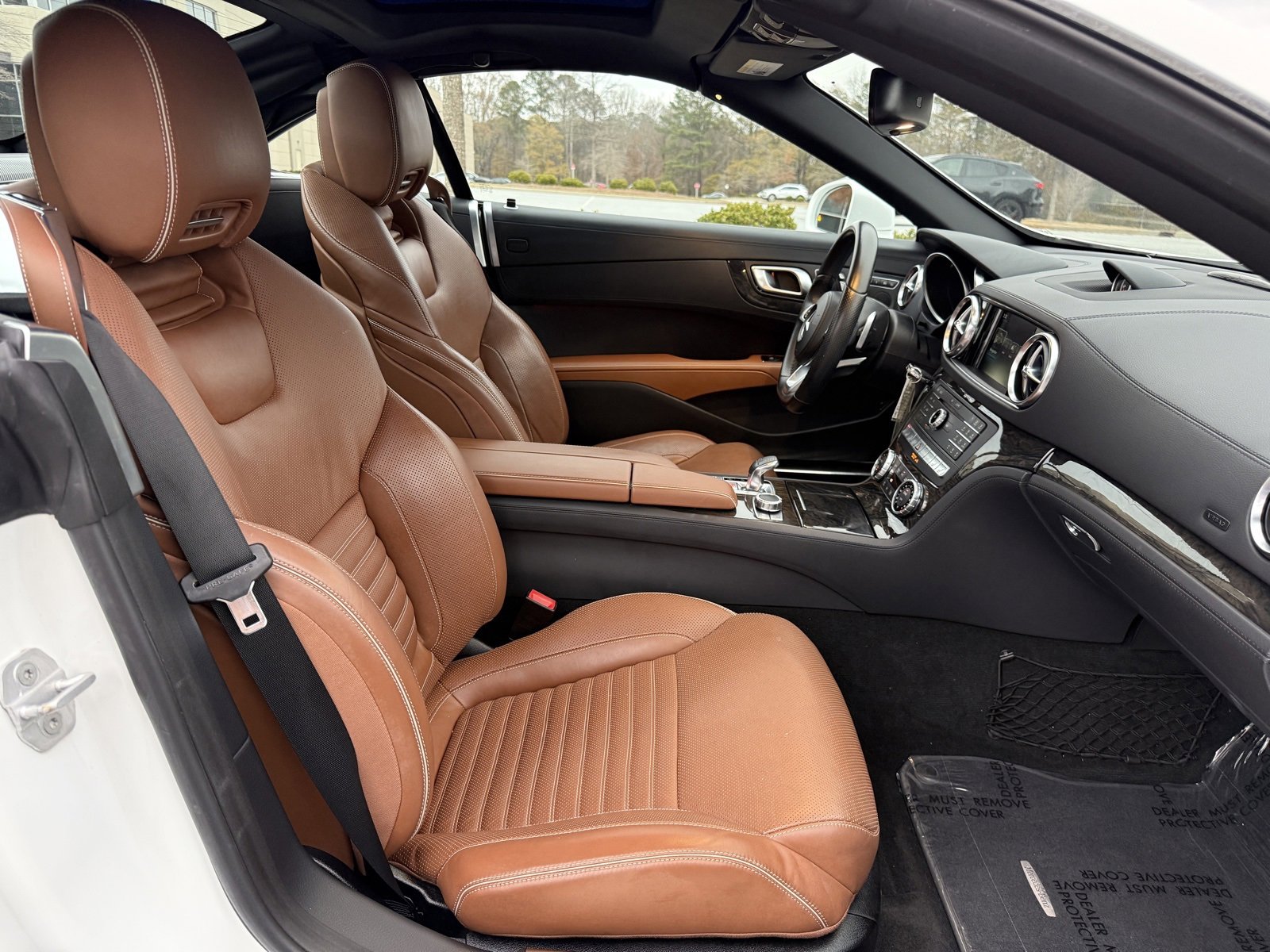 Used 2017 Mercedes-Benz SL 550 image 33