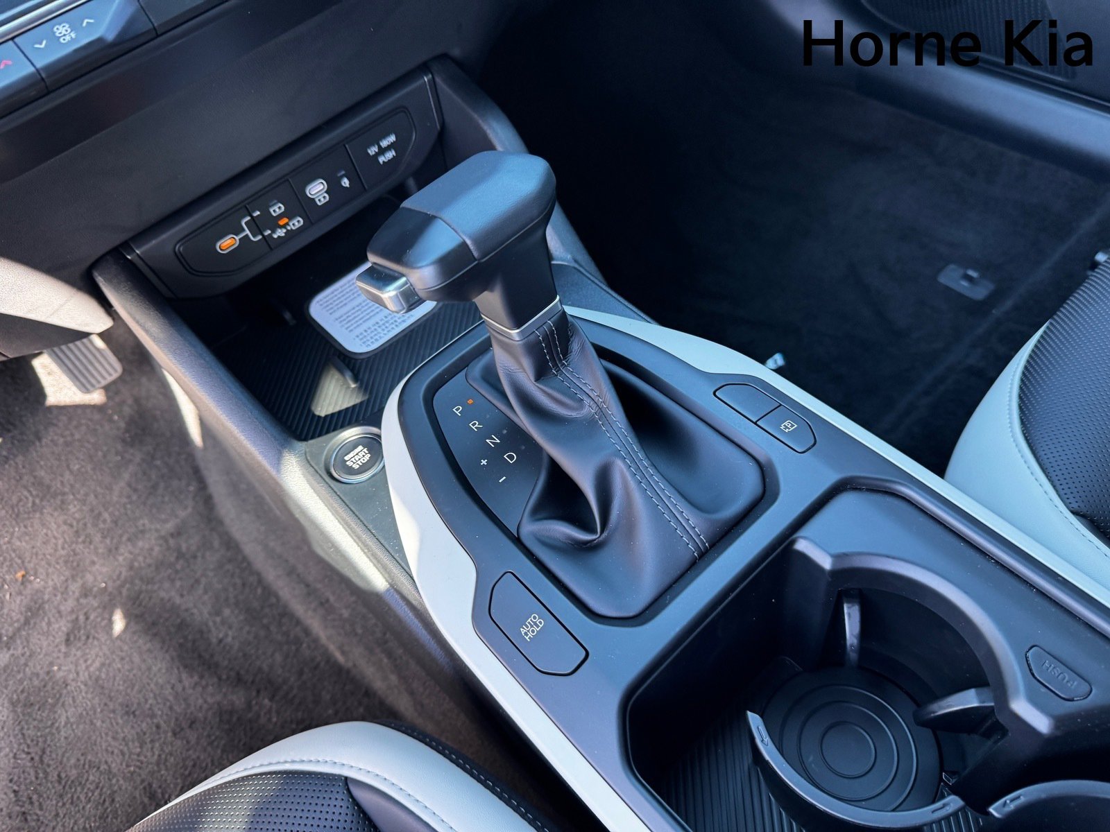 New 2025 Kia K4 GT-Line image 16