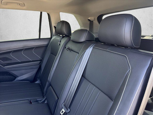 Used 2023 Volkswagen Tiguan SE FWD image 20