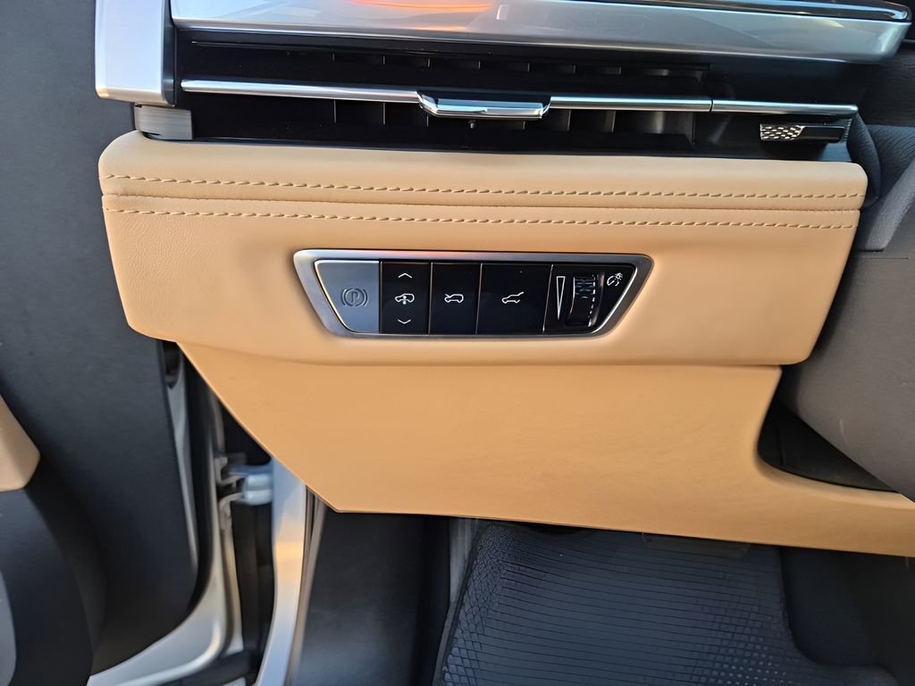 Certified 2025 Cadillac Escalade IQ Luxury 2 image 31