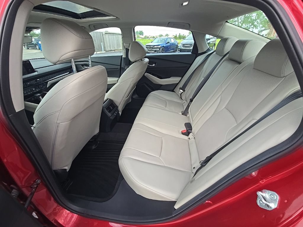 Used 2024 Honda Accord Touring image 27