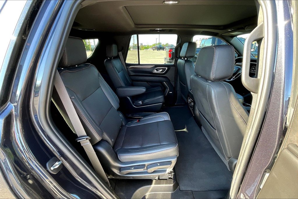 Used 2023 Chevrolet Tahoe High Country AWD/4WD image 25
