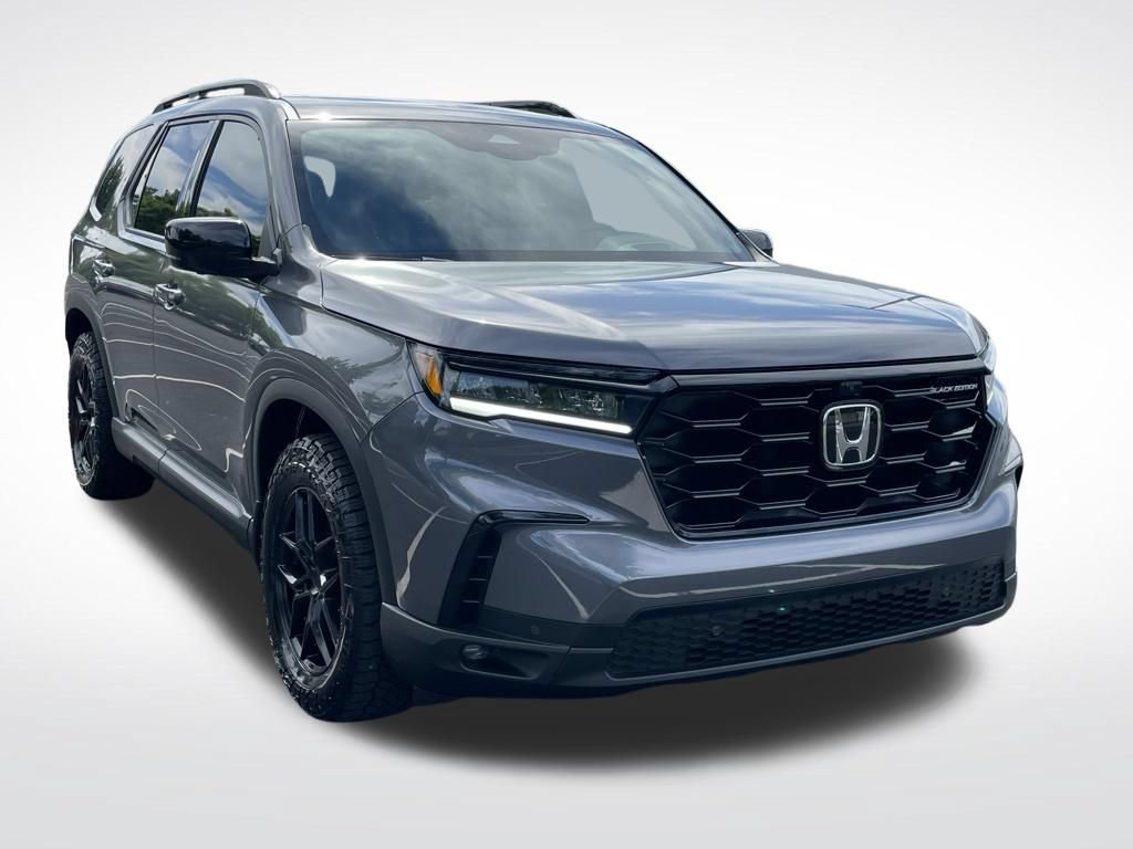Used 2025 Honda Pilot Black Edition image 8