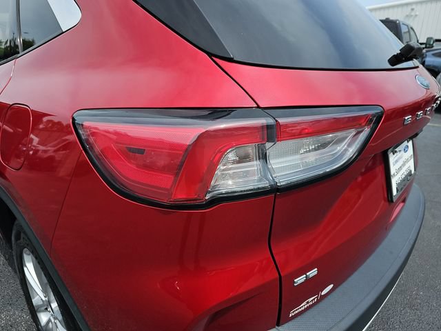 Certified 2020 Ford Escape SE FWD image 36