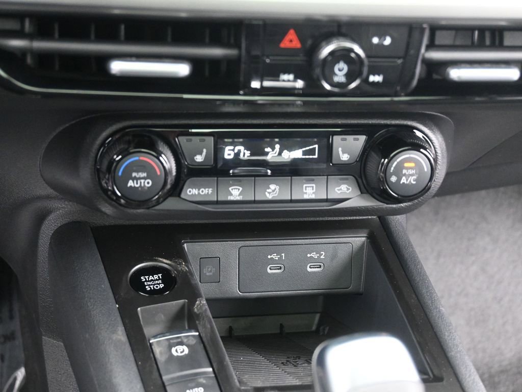 New 2026 Nissan Kicks SV w/ SV Premium Package AWD/4WD image 11