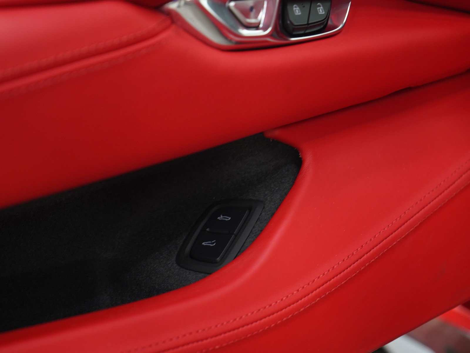 Used 2024 Chevrolet Corvette Z06 image 25