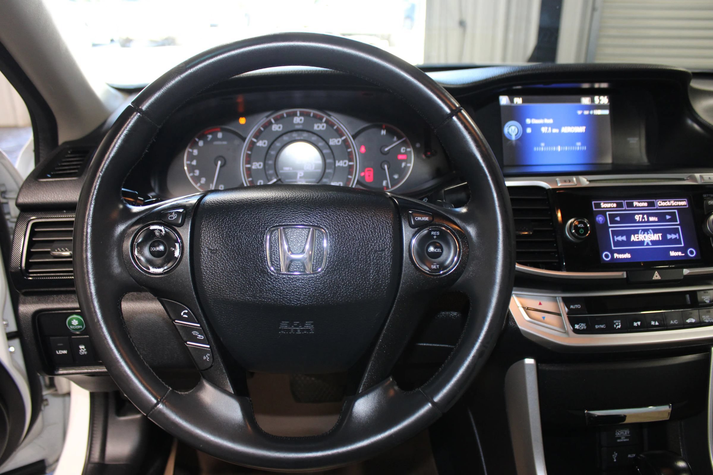 Used 2014 Honda Accord EX-L image 12