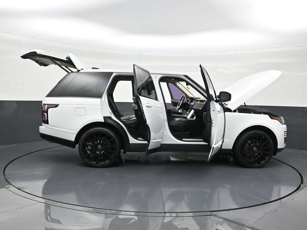 Used 2020 Land Rover Range Rover HSE image 34