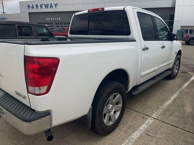 Used 2004 Nissan Titan LE w/ (Tow) Big Tow Pkg AWD/4WD image 5
