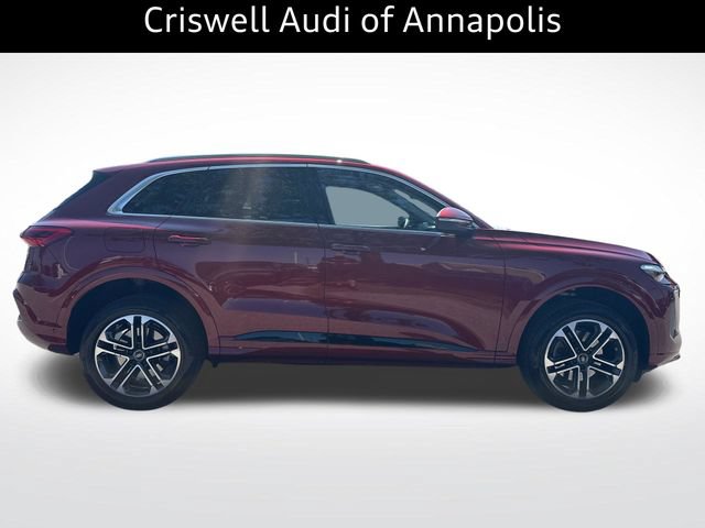 Certified 2025 Audi Q5 Premium Plus w/ Premium Plus AWD/4WD image 8