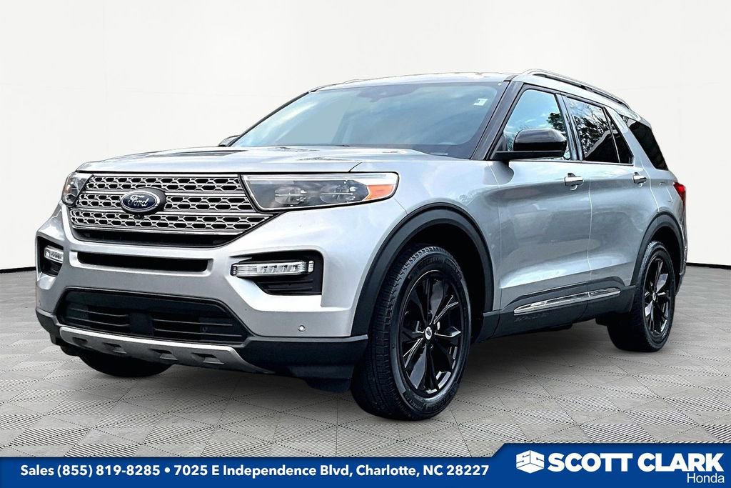 Used 2024 Ford Explorer Limited image 3