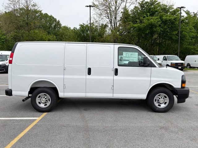 New 2026 Chevrolet Express 2500 w/ Driver Convenience Package RWD image 10