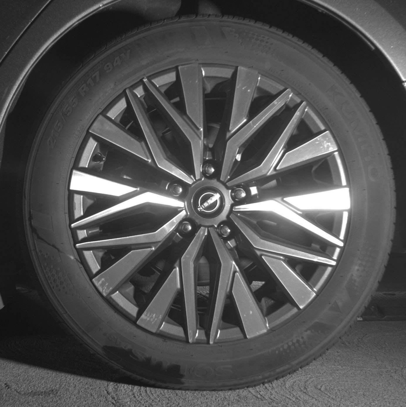 Used 2025 Nissan Altima 2.5 SV FWD image 14