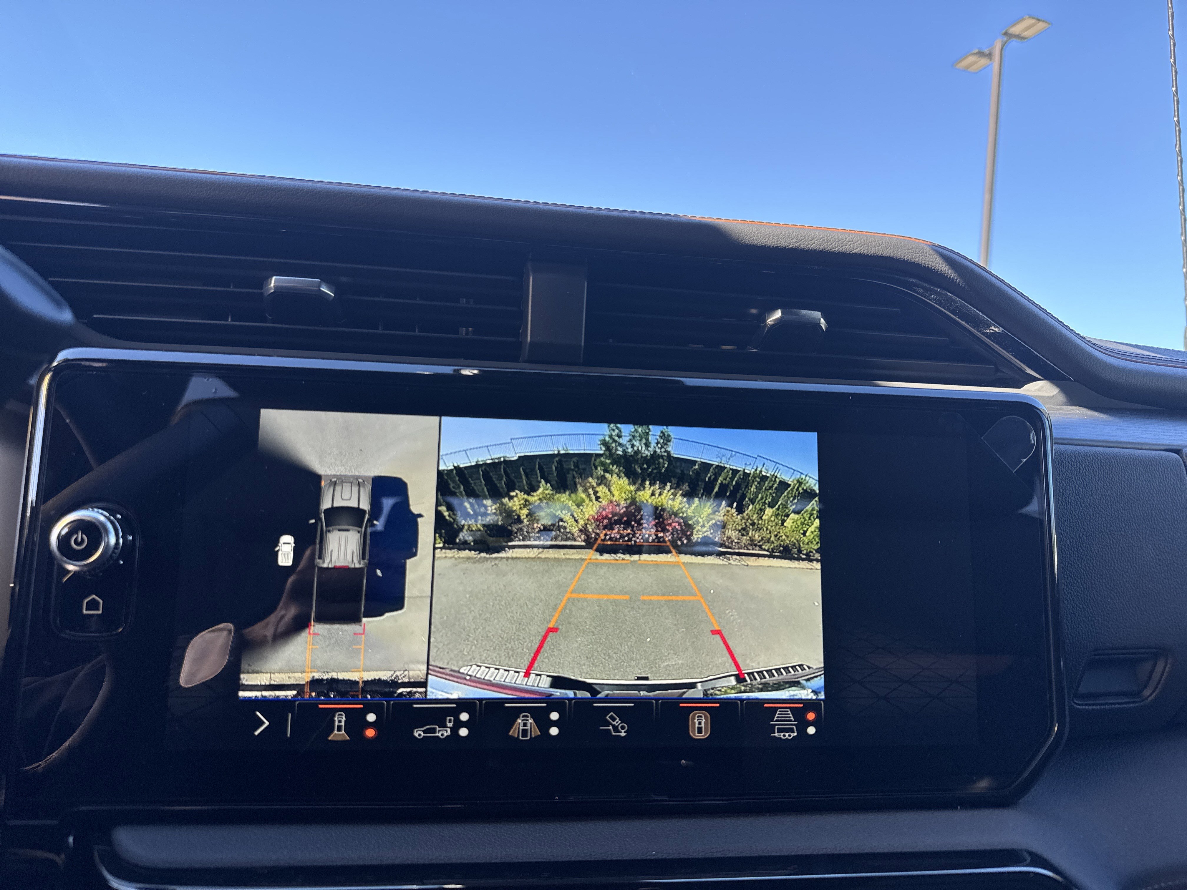 New 2026 GMC Sierra 2500 AT4 w/ AT4 Premium Plus Package image 26