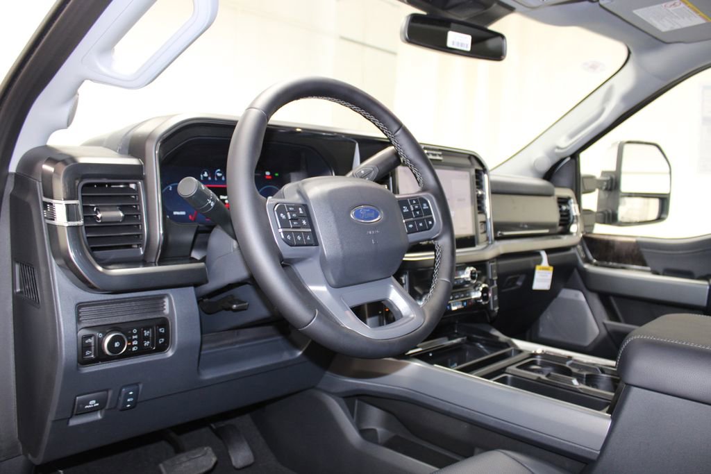 New 2025 Ford F250 Lariat w/ Lariat Ultimate Package image 60