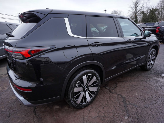 New 2026 Mitsubishi Outlander SE AWD/4WD image 5