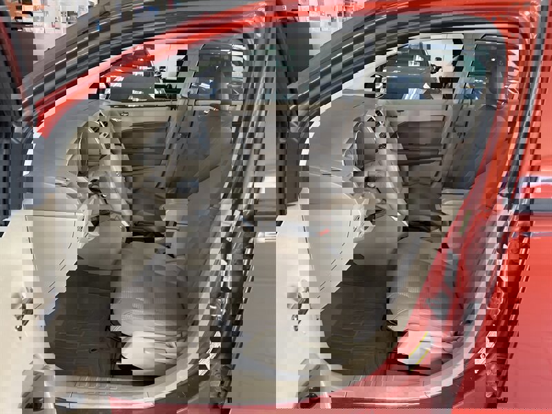 Used 2009 Dodge Caliber SXT image 9